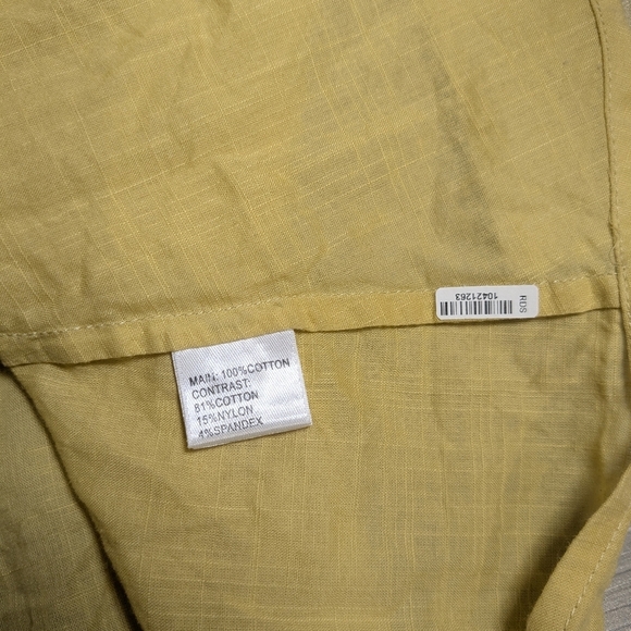 St. John Yellow Sheer Cotton 3/4 Sleeve Pintuck Button-Up Shirt Workwear Office - Picture 8 of 9